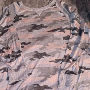 Women's lightweight thin pullover sweater